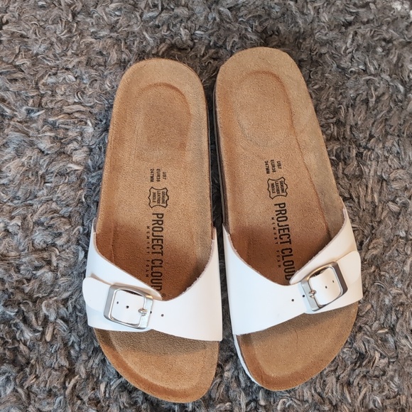 Project Cloud White Buckle Slide Sandals - Picture 2 of 4